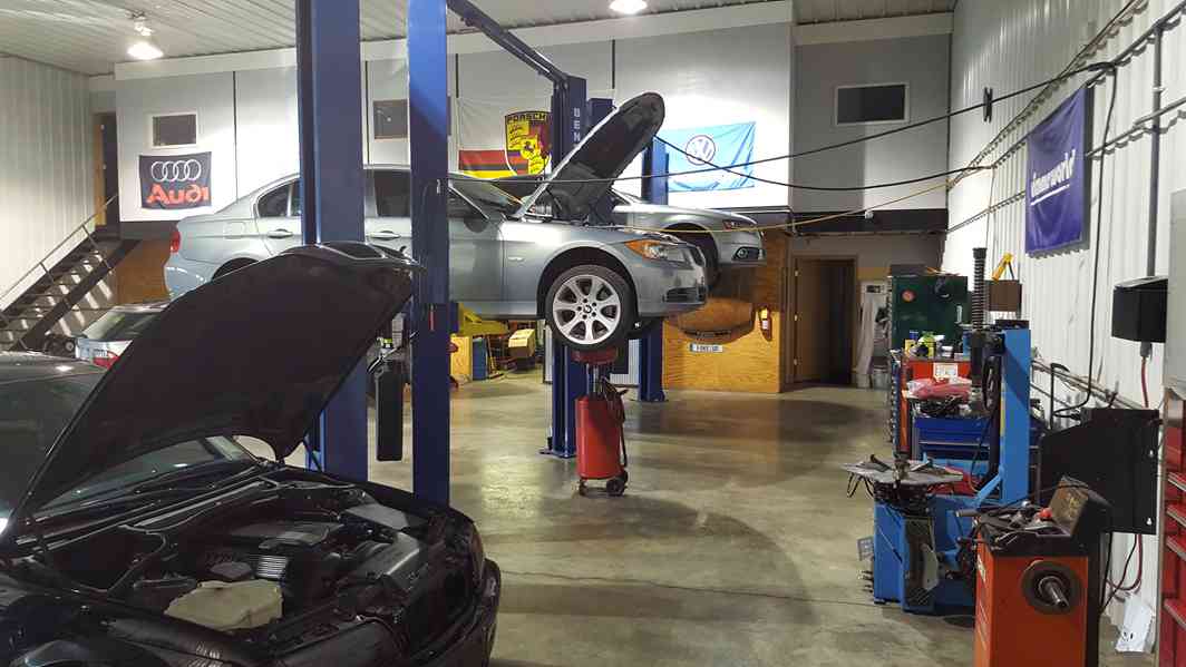 Two Post BendPak Lifts – All Roads Motorsports